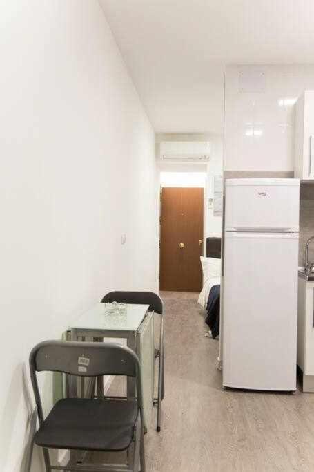 Comodo Y Agradable Estudio En Madrid Centro A5 エクステリア 写真