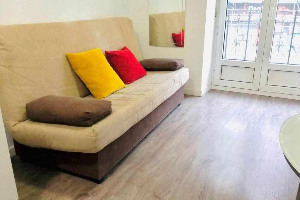 Comodo Y Agradable Estudio En Madrid Centro A5 エクステリア 写真