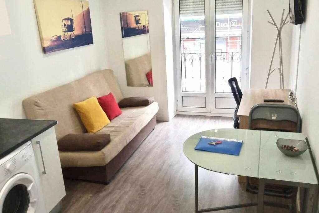 Comodo Y Agradable Estudio En Madrid Centro A5 エクステリア 写真